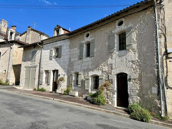 Maison Bourdeilles 165 m2 avec jardin et dépendance