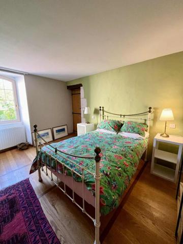 Maison Bourdeilles 165 m2 avec jardin et dépendance