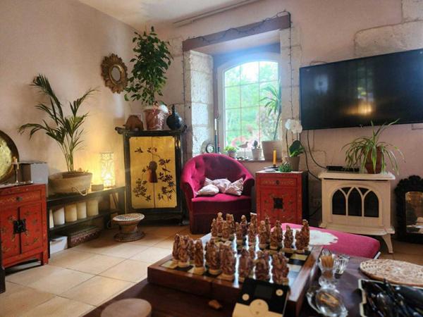 Maison Bourdeilles 165 m2 avec jardin et dépendance