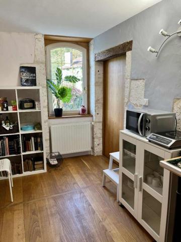 Maison Bourdeilles 165 m2 avec jardin et dépendance