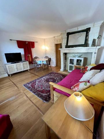 Maison Bourdeilles 165 m2 avec jardin et dépendance