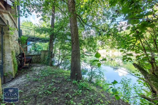 Immeuble à vendre 212.57m² Poitiers (86000)