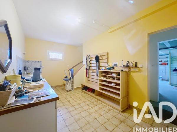 Maison à vendre 6 pièces 220 m² Marans