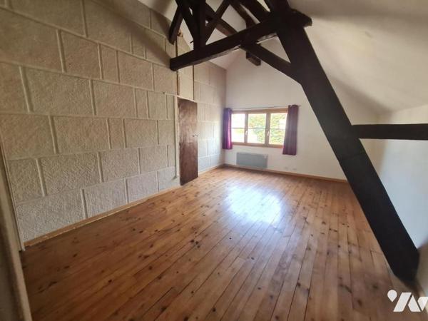 À VENDRE – MAISON RÉNOVÉE EN CENTRE-VILLE – MONTOIRE ( 41800)