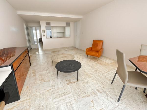 APPARTEMENT  FAMILIAL DE TYPE 4 PIECES  115m²