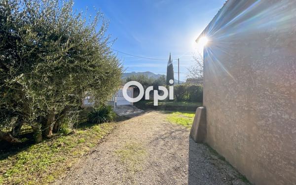 Maison à vendre    4 pièces • 88,55 m2 Roquevaire