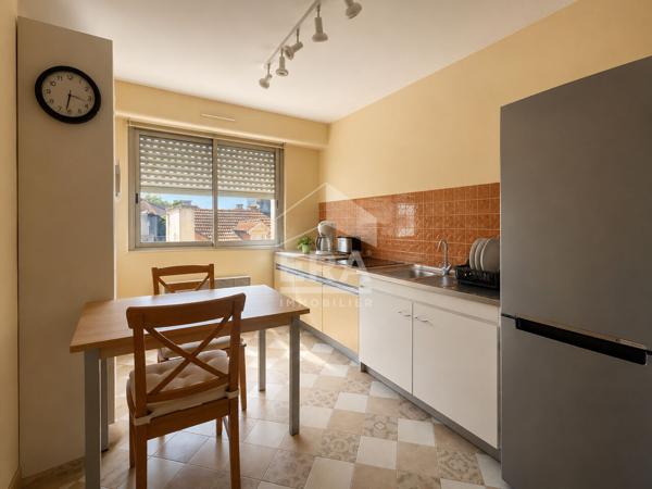 Pau CARNOT : Appartement traversant T3