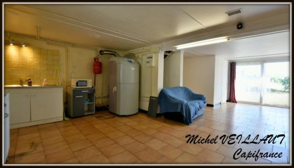 Dpt Allier (03), à vendre SOUVIGNY maison P5 de 128 m² - Terrain de 1 716,00 m² - Plain pied