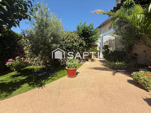 Maison, grand séjour, quatre chambres