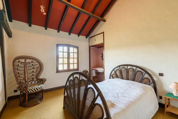 maison 11 pièces 333m² à vendre à Hagetmau