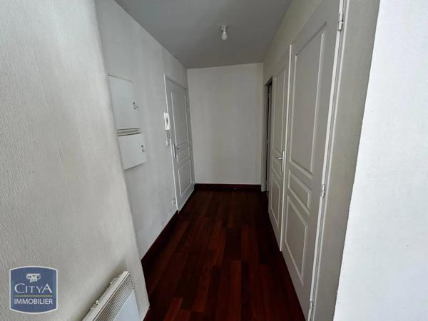 Appartement à louer 1 pièce 27.97m² Pau (64000)