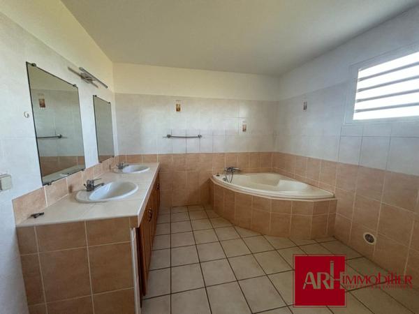 A VENDRE -  villa à étage - 3 chambres 135 m2-