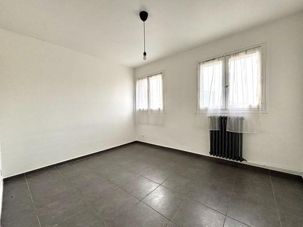 À VENDRE ? Appartement idéal petit budget ? Saint-Étienne / Quartier Molina