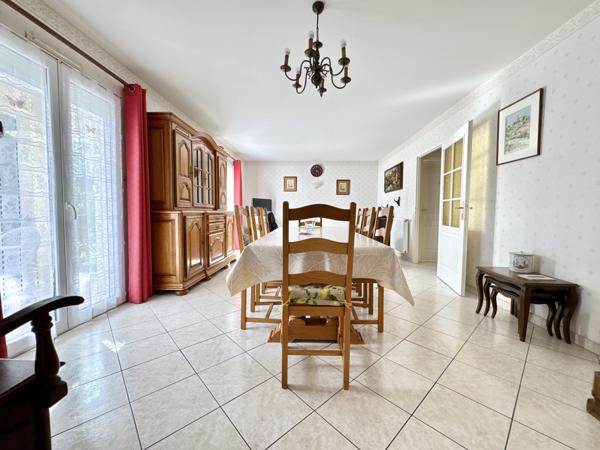 Maison de plain pied 3 chambres avec garage et jardin. Saint-Sylvestre-sur-Lot (47140)