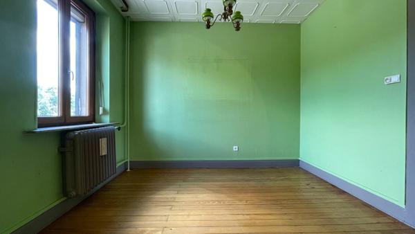 Maison familiale 5 pièces avec dépendances et beau terrain – Avenue des Nations