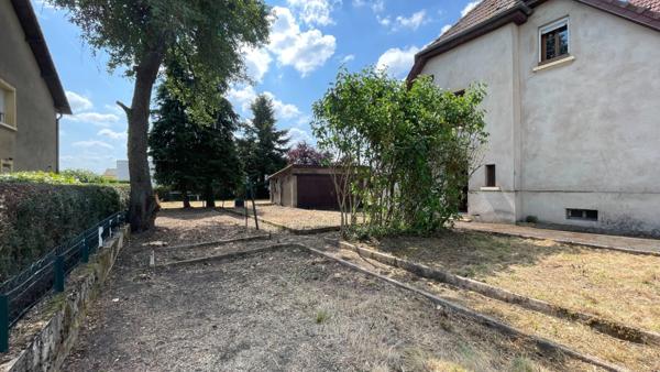 Maison familiale 5 pièces avec dépendances et beau terrain – Avenue des Nations