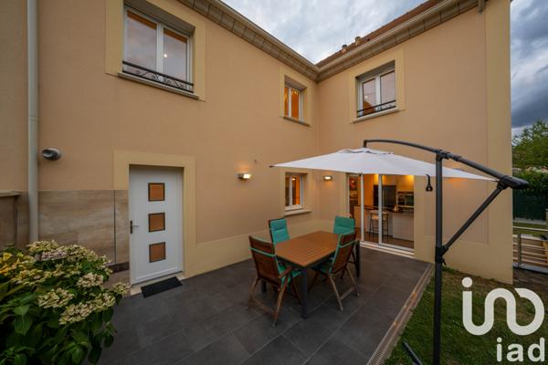 Maison à vendre 10 pièces 237 m² Rambouillet
