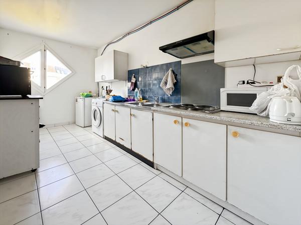 Appartement F3 entre le centre et le métro 11