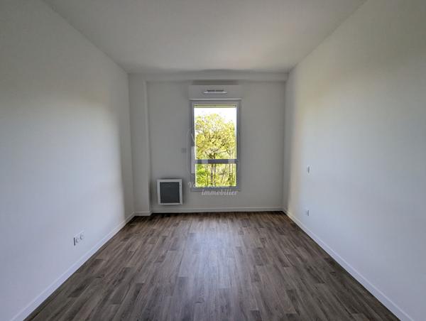 Appartement Nantes 2 pièce(s) - 47.50m² - Balcon 12.60m² - Parking