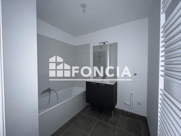 Location Appartement 3 pièces 59.78 m² - CHEMIN DE LA BAUME Frejus 83600