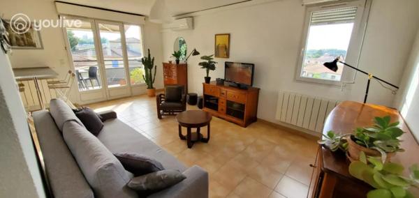 Charmant appartement T3 avec terrasse à Arles