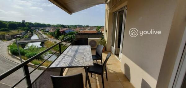 Charmant appartement T3 avec terrasse à Arles