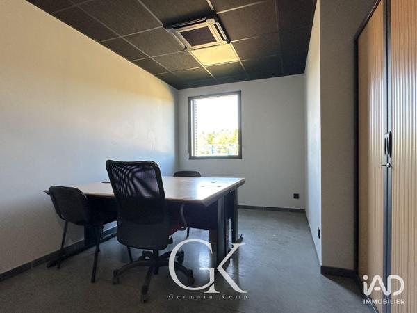 Location local d’activité 275 m² Saint-Clair-de-la-Tour