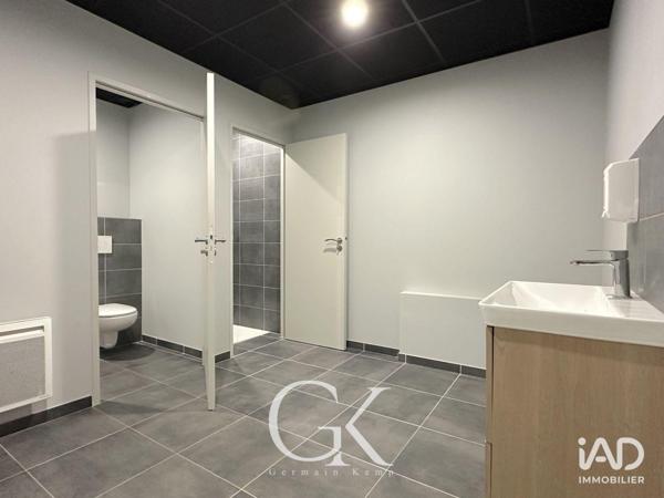 Location local d’activité 275 m² Saint-Clair-de-la-Tour