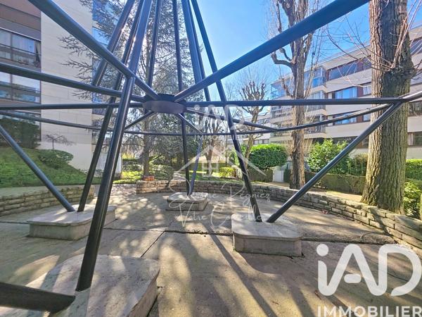 Appartement à vendre 6 pièces 107 m² Le Chesnay-Rocquencourt