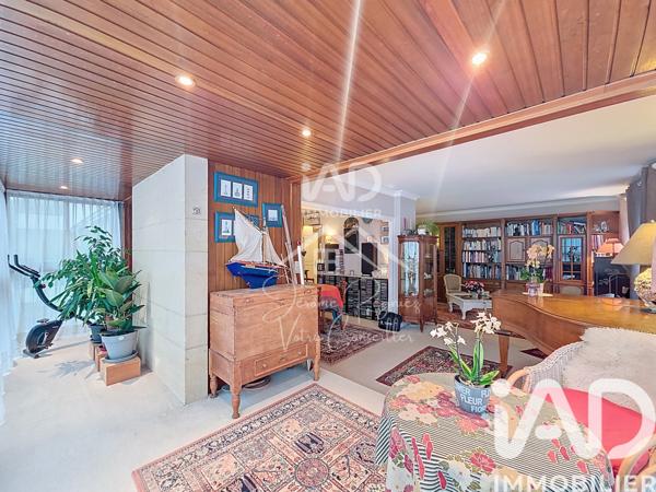 Appartement à vendre 6 pièces 107 m² Le Chesnay-Rocquencourt