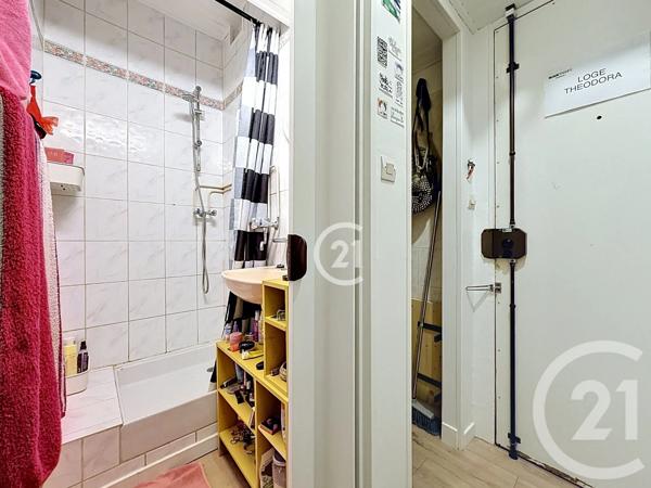 Appartement F1 à vendre  1 pièce - 20 m 2   MONTREUIL  - 93