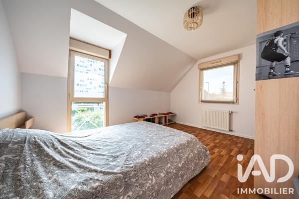 Maison à vendre 6 pièces 138 m² Fontaine-lès-Dijon