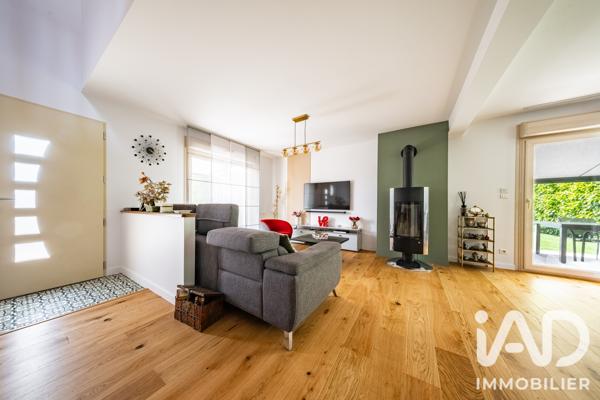 Maison à vendre 6 pièces 138 m² Fontaine-lès-Dijon
