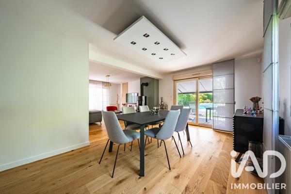 Maison à vendre 6 pièces 138 m² Fontaine-lès-Dijon