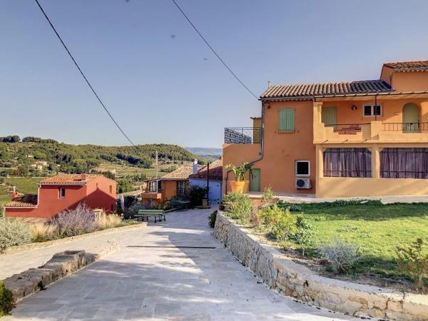 Maison Le Beausset 400 m²