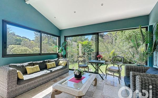 Maison à vendre    6 pièces • 146 m2 Saint-Paul-de-Vence