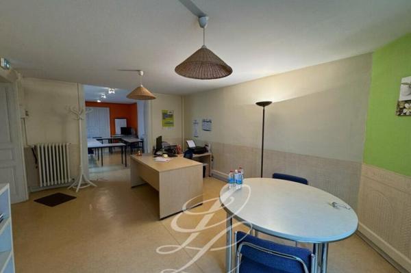 Location - BUREAUX 73 m 2