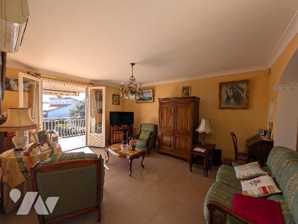 BOURG LES VALENCE - Maison T6, 135 m²