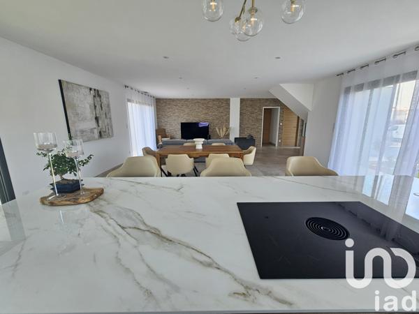 Maison à vendre 5 pièces 147 m² Villelongue-de-la-Salanque