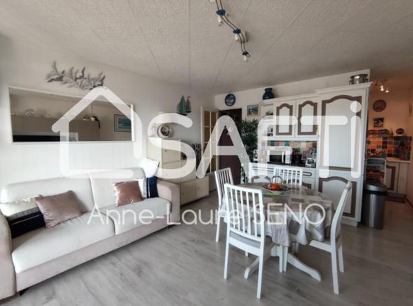 BEAU 2 pièces HYPER CENTRE avec VUE MER