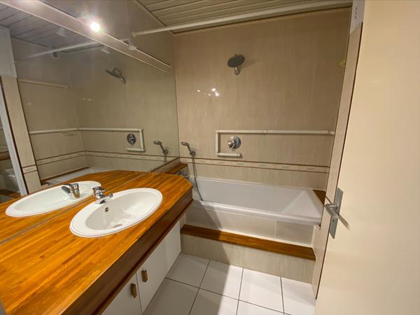 Appartement Niort 4 pièce(s) 115.76 m2