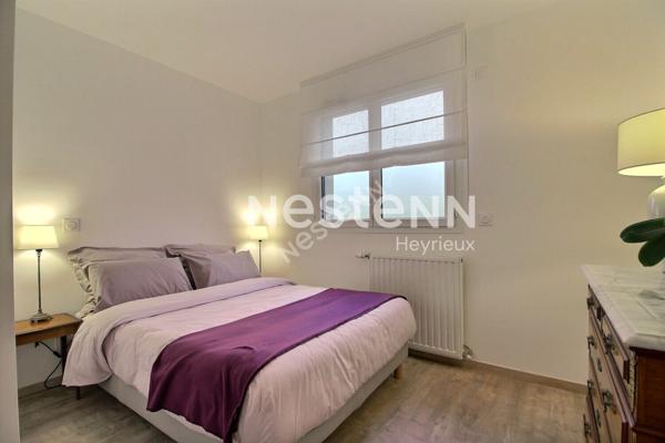 Superbe appartement de type 4 avec terrasse, stationnement et garage!