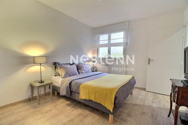 Superbe appartement de type 4 avec terrasse, stationnement et garage!