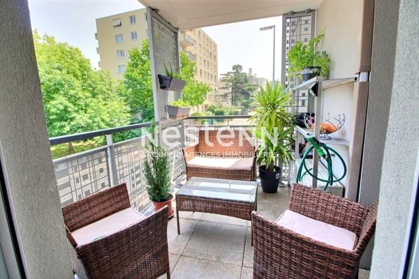 Appartement Venissieux 3 pièce(s) 64 m2