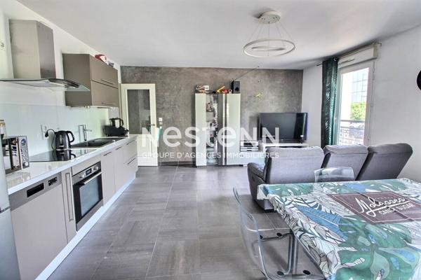 Appartement Venissieux 3 pièce(s) 64 m2