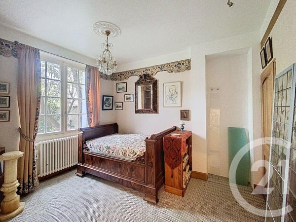 Maison à vendre  5 pièces - 218 m2 CHARROUX - 03