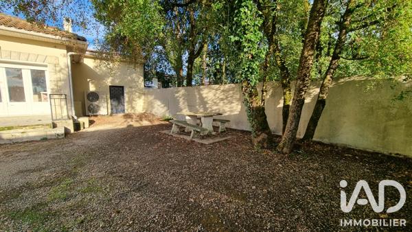 Maison à vendre 6 pièces 163 m² Saint-Yrieix-sur-Charente