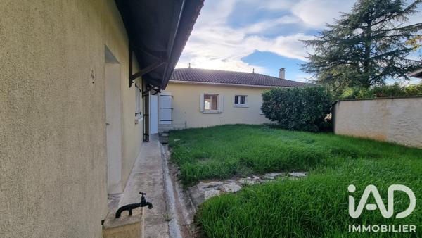 Maison à vendre 6 pièces 163 m² Saint-Yrieix-sur-Charente