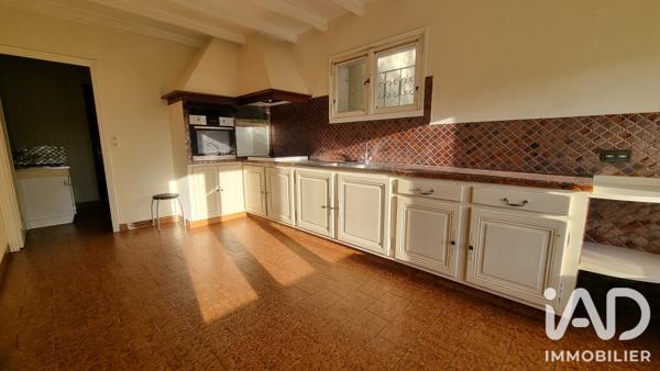 Maison à vendre 6 pièces 163 m² Saint-Yrieix-sur-Charente