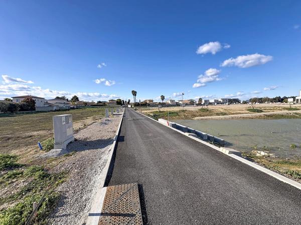 terrain à bâtir à Mauguio 385 m²